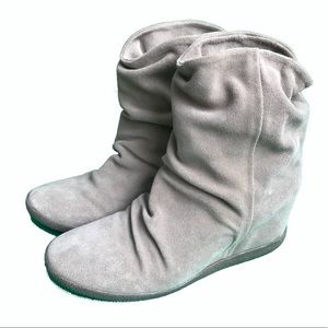 Steve Madden | headline tan suede pull on.